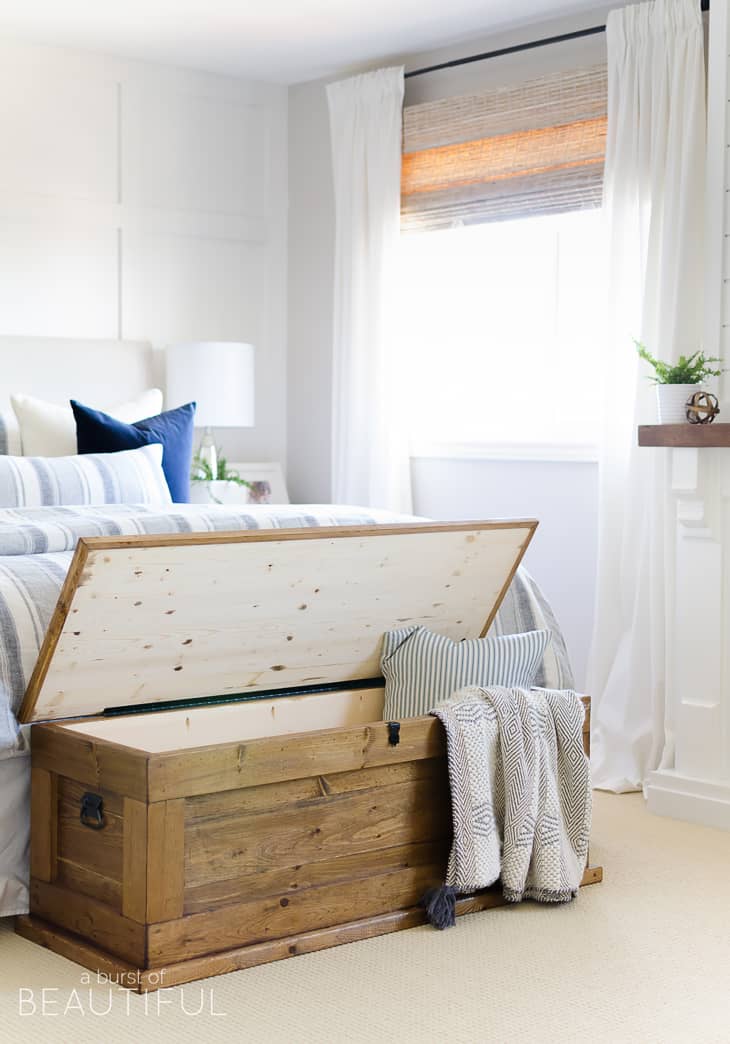 12 Clever Blanket Storage Ideas to Steal Apartment Therapy